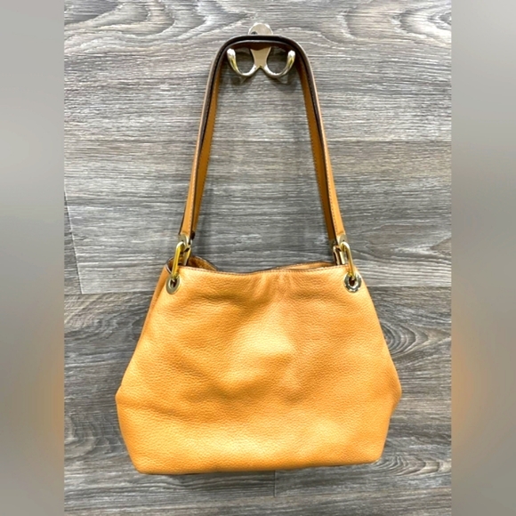 Michael Kors Kensington Large Pebbled Leather Shoulder Tote Bag Purse - Picture 4 of 5